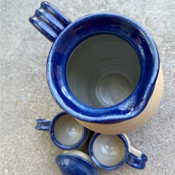 Handcrafted Ceramic Vase and two small cups with Blue Accents - Picture 16 of 16